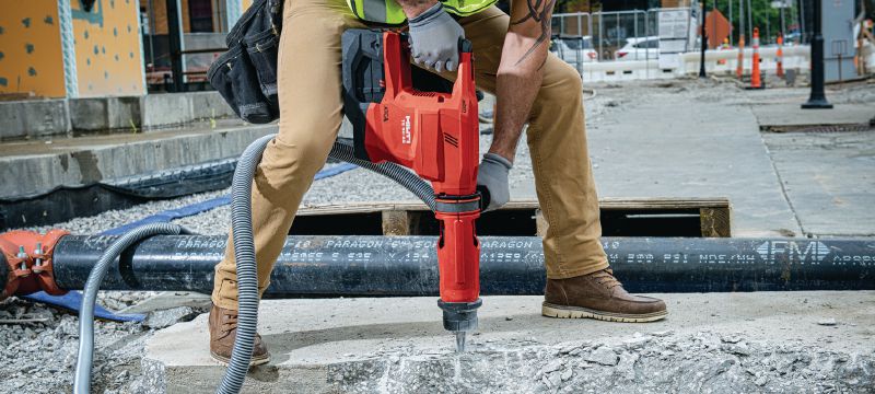 TE 60-22 Cordless rotary hammer Powerful and cordless SDS Max (TE-Y) rotary hammer with Active Vibration Reduction and Active Torque Control for heavy-duty concrete drilling and chiseling (Nuron) Applications 1